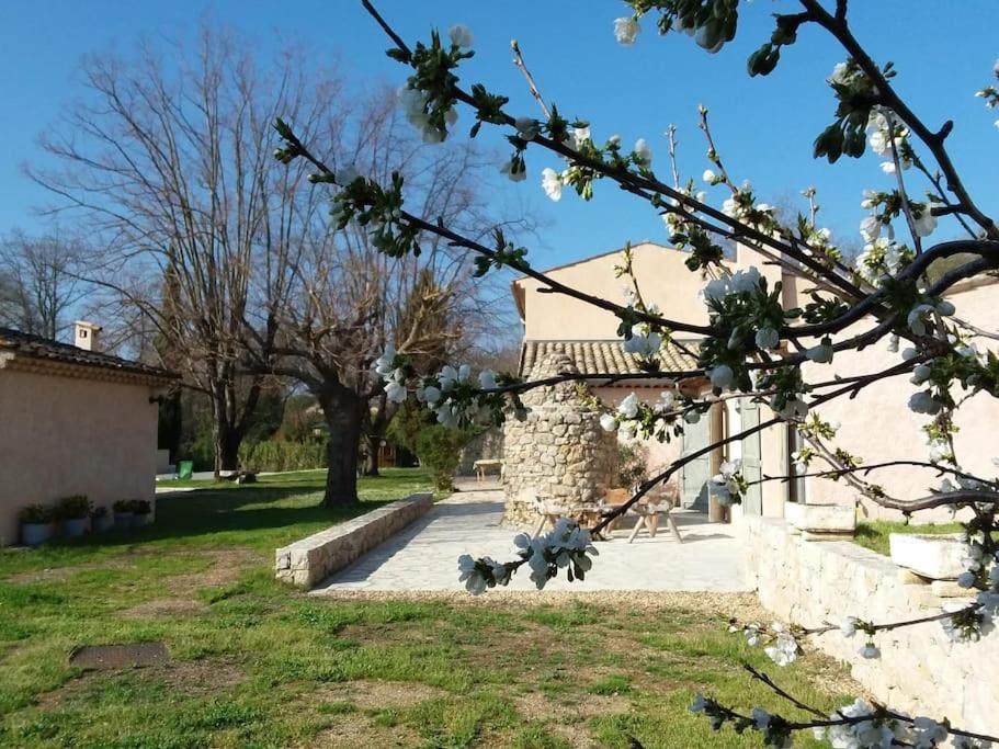 فيلا Bastide Provencale De Charme A La Cote D'Azur كاليان المظهر الخارجي الصورة